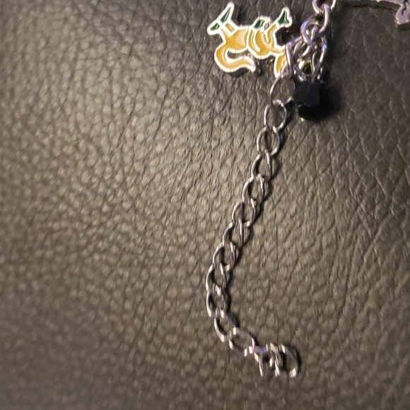 DR. SEUSS FAUX GEM BRACELET. - Picture 6 of 7